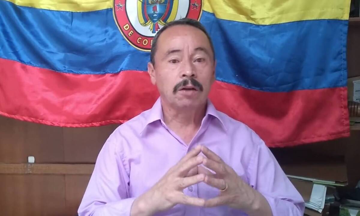 Luto por el asesinato del abogado Óscar Parada, en Engativá El lunes en horas de la tarde un descarado homicidio ensombreció las inmediaciones de la iglesia de Bonanza, frente a la cual un ciudadano fue atacado a tiros por un extraño sujeto. Q’HUBO registró ayer este hecho dentro de sus páginas, pero no fue sino hasta las últimas horas que salió a la luz la identidad del hombre fallecido: se trata de Óscar Parada Torres, un líder que hacía parte del Consejo Consultivo Lgtbiq de Bogotá.