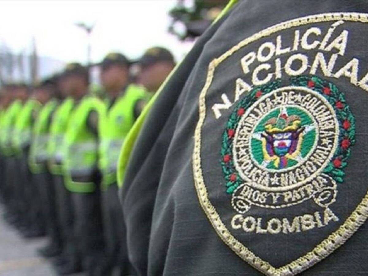 Así quedó la nueva línea de mando en la Policía Nacional La Policía Nacional anunció lo que será la nueva línea de mando de la institución, la cual está enmarcada bajo las directrices de la seguridad humana, la protección de la vida y de los derechos humanos.