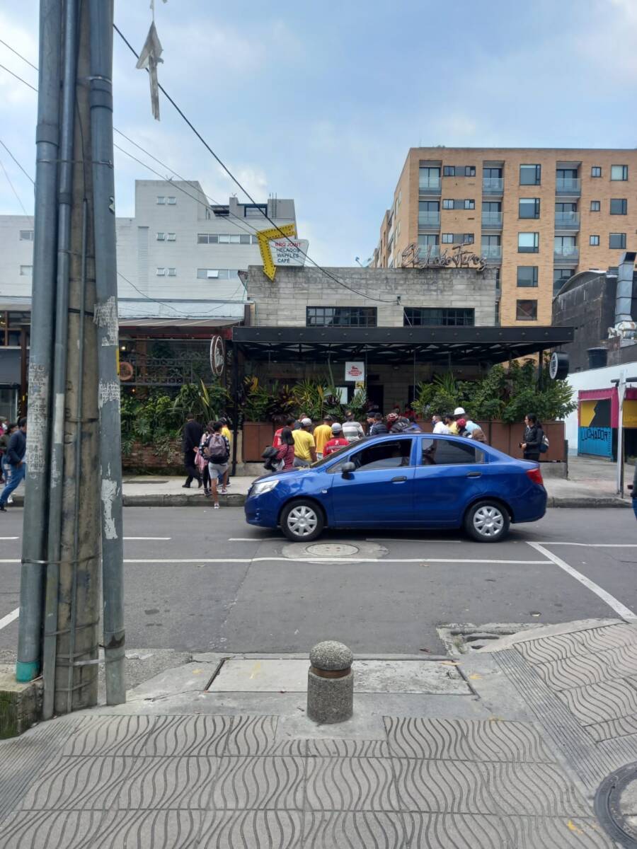 Terror: asesinan a un hombre en exclusivo restaurante de la 93 1 Terror: asesinan a un hombre en exclusivo restaurante de la 93 En la tarde de este jueves 2 de junio se presentó un nuevo y terrible hecho de inseguridad en el norte de Bogotá. Esta vez unos criminales en un hecho de sicariato le dispararon a un hombre en la entrada de un restaurante.