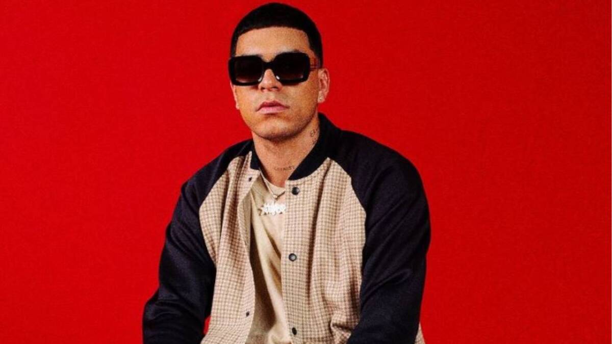 'Qhubo bebé', la canción de Ryan Castro que está rompiendo en plataformas 1 'Qhubo bebé', la canción de Ryan Castro que está rompiendo en plataformas De la mano de los productores Symon Dice y Kensel, Ryan Castro lanzó al mercado musical su canción 'Qhubo bebé' que, por cierto, también estará incluida en el tan esperado EP 'ReguetoNea'.