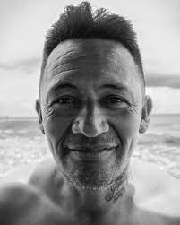 La extraña muerte del padre de Yeferson Cossio 1 La extraña muerte del padre de Yeferson Cossio Sobre la vida del influenciador colombiano Yeferson Cossio, se conoce muy poco. Sin embargo en algunas ocasiones se ha mostrado nostálgico con la ausencia de su padre como cuando recuerda el amor que comparten por el Deportivo Independiente Medellín.