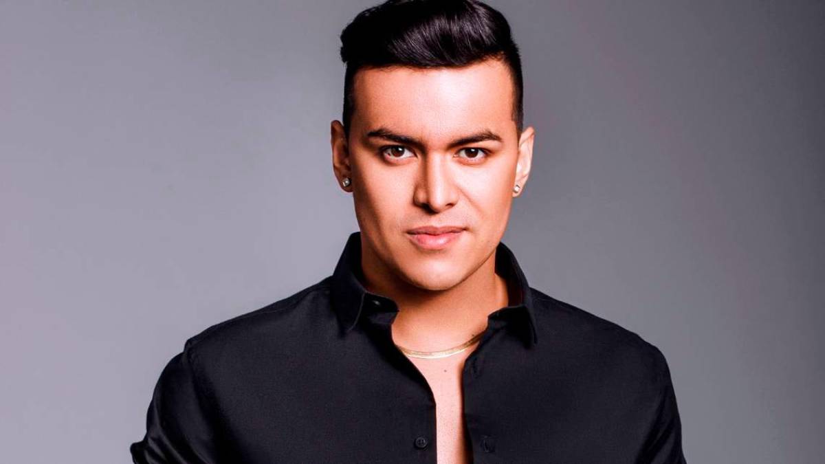A Yeison Jiménez le figuró motelear solo en Bogotá 6 A Yeison Jiménez le figuró motelear solo en Bogotá El cantante de música popular, Yeison Jiménez, le contó a sus seguidores un curioso hecho que le sucedió este fin de semana.