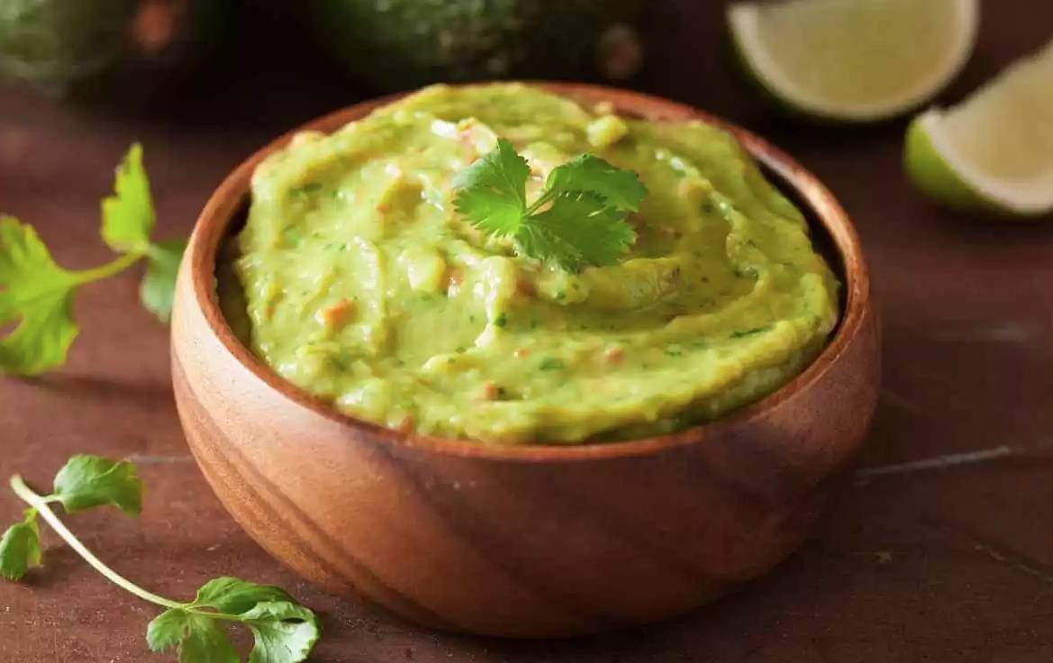Burritos vegetarianos 2 Burritos vegetarianos La comida mexicana goza de gran popularidad en el mundo. Casi siempre es elogiada por los expertos en gastronomía, debido a sus sabores marcados y vistosos platos. En esta oportunidad, unos burritos rellenos de vegetales marcan la diferencia y son la opción ideal para quienes no consumen carnes.