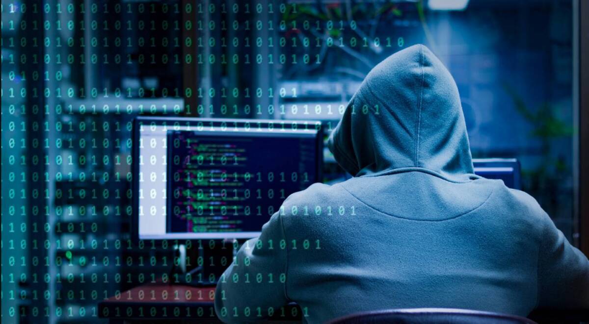 Navegue sin temor 1 Navegue sin temor Fraudes en cuentas bancarias y tarjetas de crédito, daños del software o hardware de los dispositivos, y hasta extorsión con material sensible, son algunos de los delitos a los que se expone si no toma medidas de seguridad adecuadas al navegar en internet.