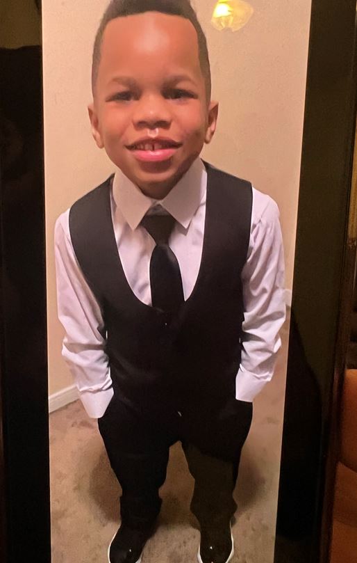Encuentran a niño muerto en una lavadora luego de reportarse como desaparecido El niño de 7 años que había sido reportado como desaparecido, fue encontrado muerto el pasado jueves 28 de julio dentro de una lavadora.