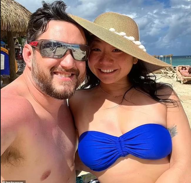 Hombre mató a su esposa en su luna de miel Luego de matar a su esposa, el sujeto decidió huir en kayak.
