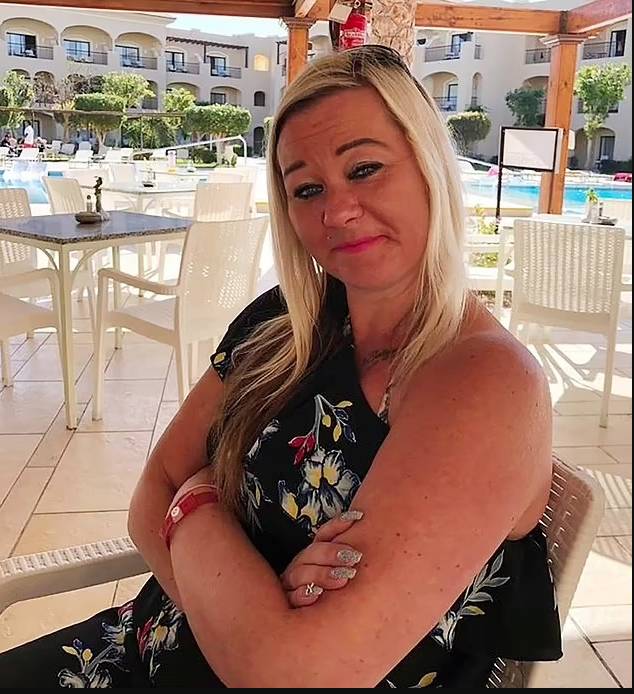 Mujer murió tras ser atacada por su perro Hay consternación en Inglaterra luego del brutal ataque del que fue víctima una mujer por parte de su perro y que terminó arrebatándole la vida.