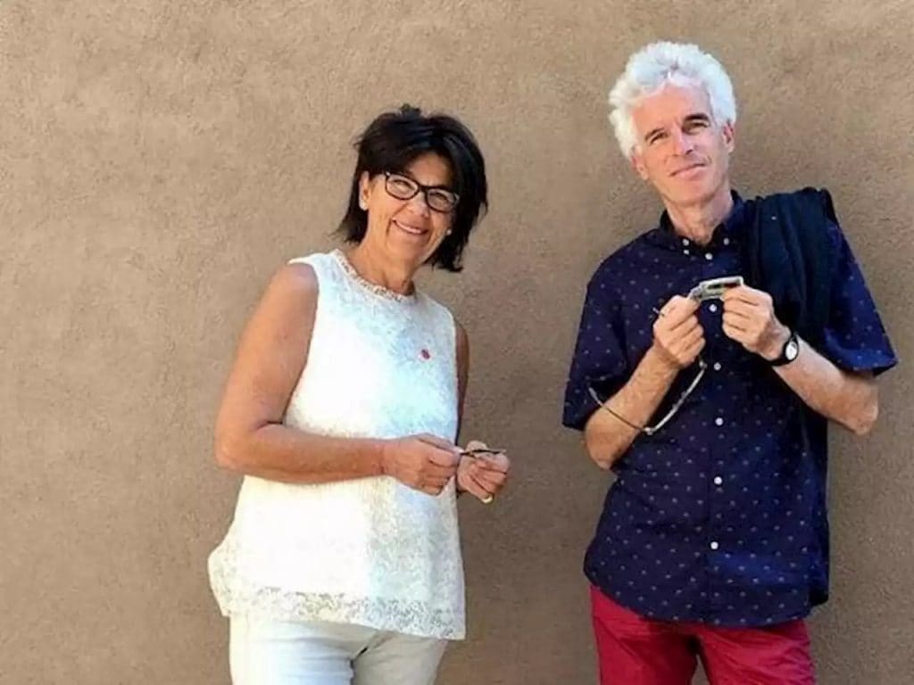 Cuerpos hallados por indicaciones de videntes A veces el desespero y la angustia de familias por saber el paradero de sus seres queridos, reportados como desaparecidos, los lleva a hacer lo que sea para ‘encontrar paz’. Muchos de ellos, incluso, acuden a profesionales en espiritismo o videntes para que les den pistas sobre lugares o sitios para buscarlos. Hoy le traemos algunos de estos casos que han sido exitosos y en los que los videntes le atinaron.