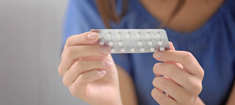 Desabastecimiento de anticonceptivos ¿Y ahora quien podra protegernos? El gremio de las droguerías y farmacias reportó en las últimas horas un desabastecimiento en todos productos anticonceptivos que se venden en el país, como pastillas anticonceptivas y las inyecciones anticonceptivas de uso intramuscular.