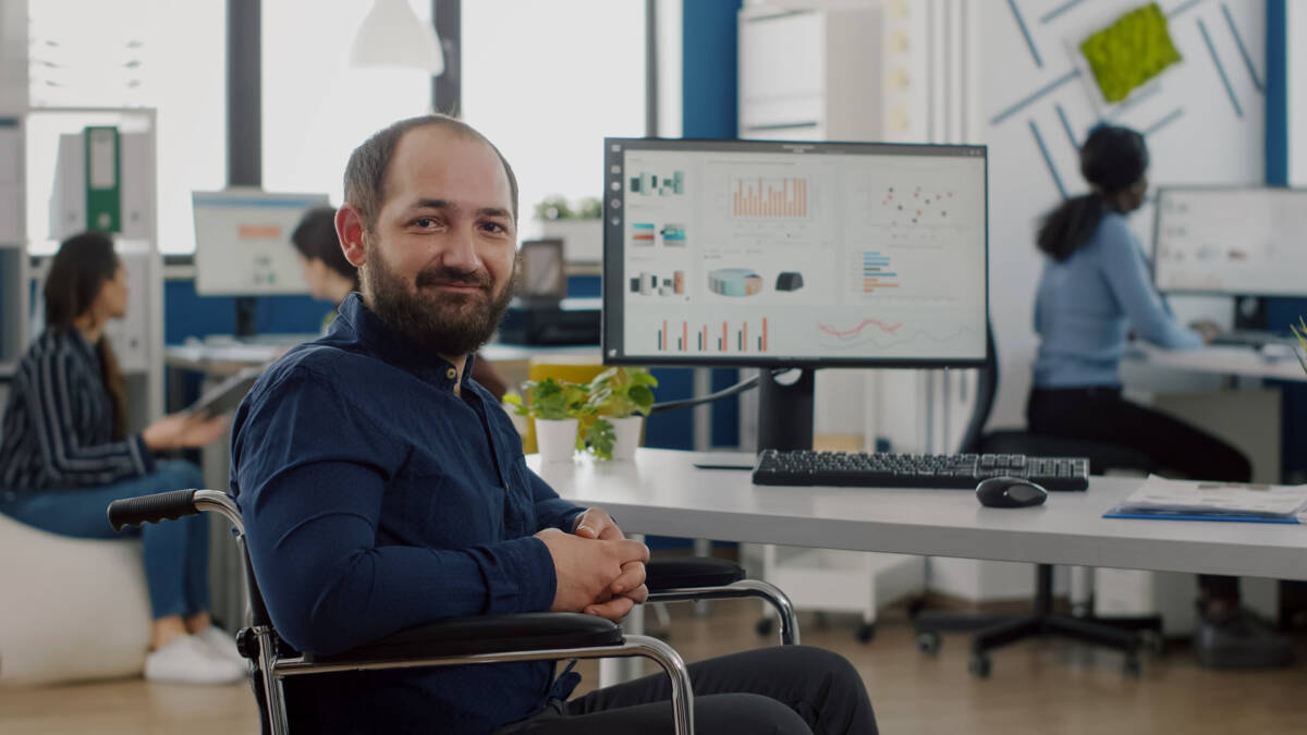 Vuélvase un ‘ducho’ buscando 'camello' Si conseguir trabajo se le convirtió en un objetivo difícil de cumplir, esta información será de su interés. La fundación Forge está entregando 300 becas para que jóvenes colombianos, de escasos recursos, mejoren sus habilidades personales y laborales con el fin de acceder a un empleo formal y tengan éxito. Le contamos cómo podrá acceder.&nbsp;