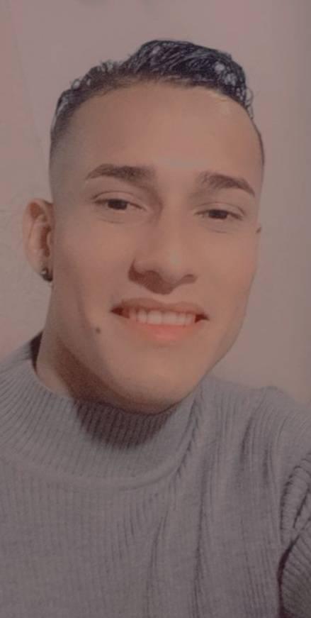 Discusión de pareja terminó en tragedia en Bosa 2 Discusión de pareja terminó en tragedia en Bosa El sábado en la noche, una pareja decidió salir a compartir unos tragos con varios amigos a un establecimiento comercial de Bosa. La rumba transcurrió sin problemas y duraron allí gran parte de la noche. Luego, decidieron irse a la casa de uno de los hombres que departía junto a ellos.