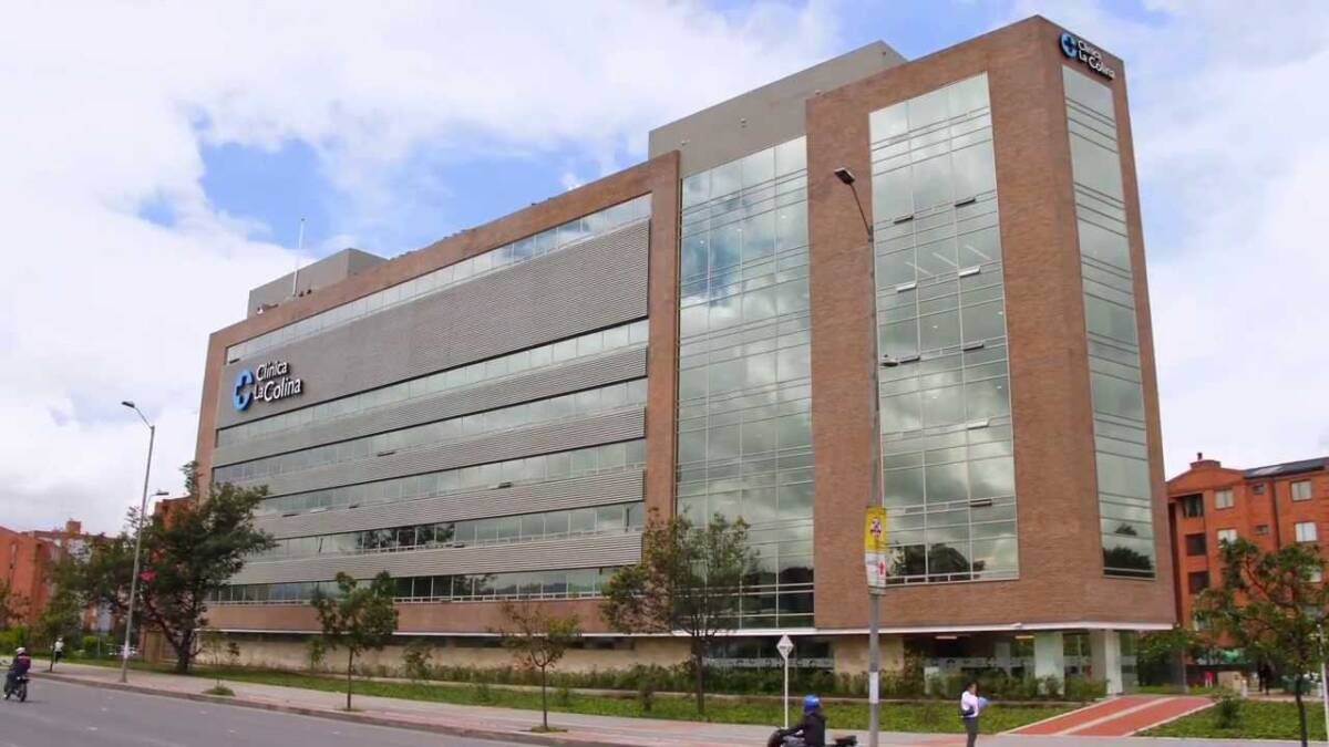 Niña muere en extrañas circunstancias en un centro zonal del ICBF 1 Niña muere en extrañas circunstancias en un centro zonal del ICBF Según la madre de la niña, Blanca Ostos, dejó a su hija con otra menor mientras ella iba a trabajar y en un descuido se cayó de la cama, razón por la cual fue llevaba al hospital, donde le diagnosticaron la fractura y la desnutrición leve. Debido a eso, los profesionales de la salud reportaron el caso a trabajadores sociales, quienes decidieron que debía estar bajo su cuidado.