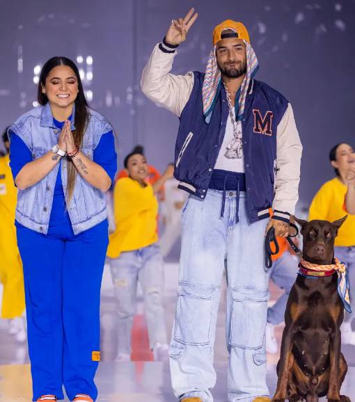 Maluma envió mensaje de inclusión y libertad con su colección de ropa 2 Maluma envió mensaje de inclusión y libertad con su colección de ropa Maluma llevó toda su energía creativa al mundo de la moda para enviar un mensaje de inclusión y libertad con una colección para la marca de ropa GEF.