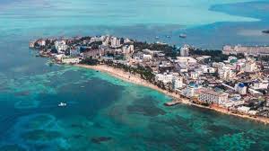 Hombre fue asesinado en San Andrés mientras estaba de vacaciones 10 Hombre fue asesinado en San Andrés mientras estaba de vacaciones Este viernes en el sector de Rocky Cay, en el sur de la isla, un turista fue asesinado por un sujeto que se le acercó y sin medir palabra le disparó quintándole la vida.
