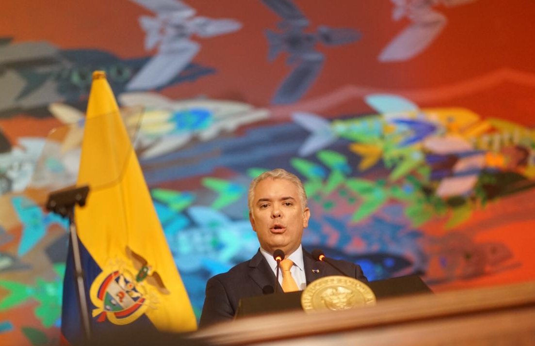 En medio de gritos de "mentiroso" y chiflidos, Duque instaló el Congreso Ante los nuevos miembros electos, en su mayoría de izquierda o integrantes de la nueva coalición de Gobierno, el presidente Iván Duque instaló el Congreso de la República para el periodo 2022-2026, en un discurso en el que entregó un balance de su gestión que no le gustó a la oposición.