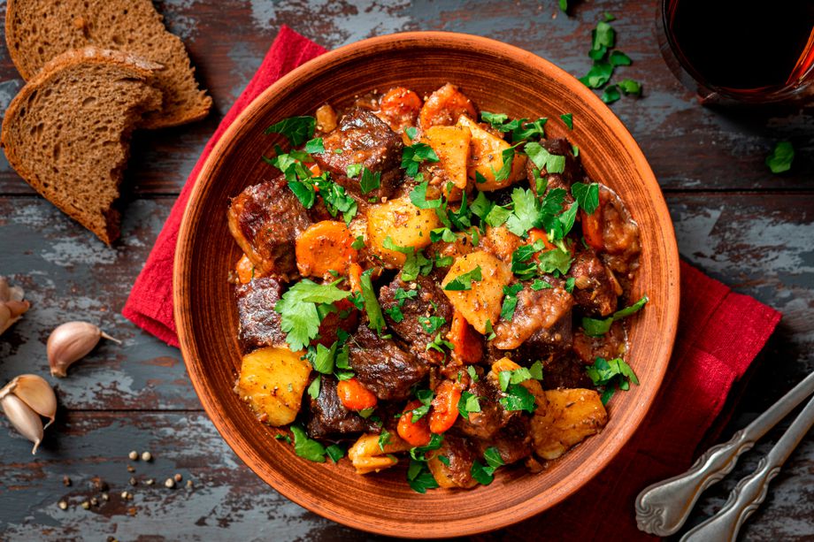 Pa’ que nos rinda la carne El alto costo de la carne hace que muchas familias disminuyan su consumo, por ello hay que hacer rendir cada libra.