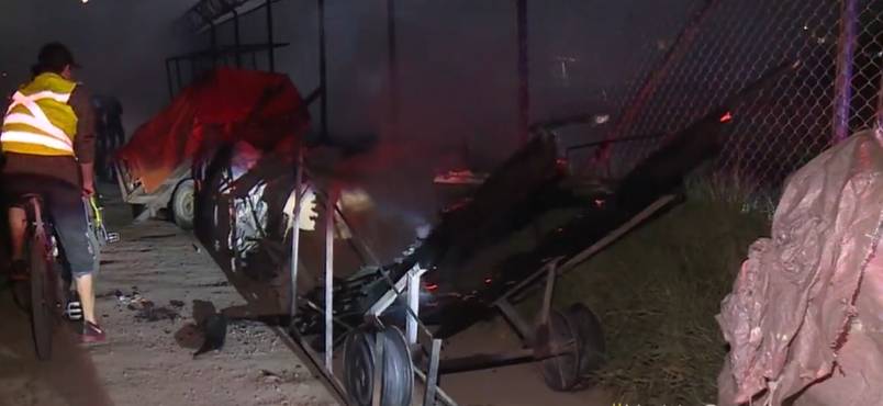 Grave incendio en una bodega de Madrid, Cundinamarca 1 Grave incendio en una bodega de Madrid, Cundinamarca Este incendio dejó a por lo menos 40 familias afectadas, por lo que esperan que las autoridades les brinden soluciones.