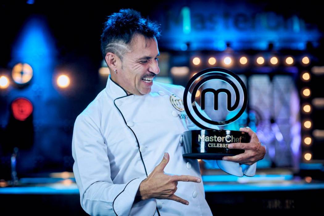 Ramiro Meneses habló del enredo que le generó ganar MasterChef Luego de haber ganado el reality MasterChef Celebrity, Ramiro Meneses sorprendió a sus seguidores al hablar del enredo que le trajo el anhelado título.