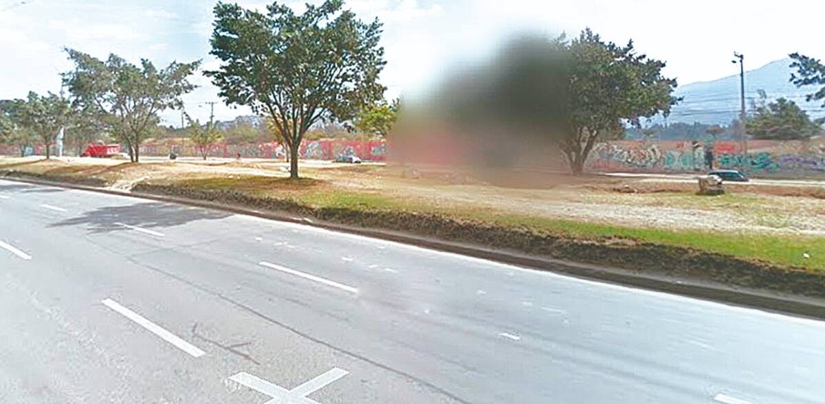Asesinaron a un conductor de taxi dentro de su vehículo En horas de la noche del viernes, en el sector del barrio Quintas del Sur (Ciudad Bolívar), se presentó el homicidio de un conductor de taxi dentro de su vehículo. Las autoridades investigan el misterioso asesinato de este hombre, quien resultó con una lesión de arma de fuego en su cabeza.