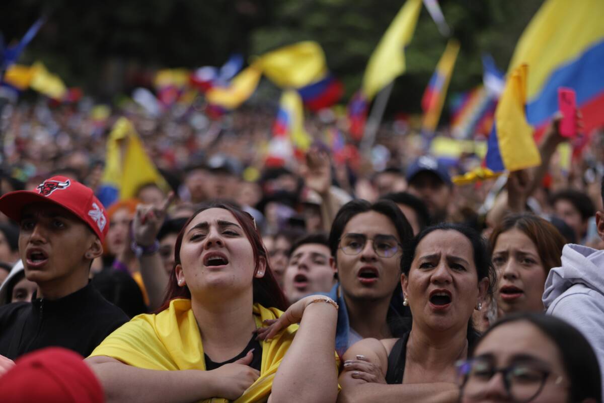 El estallido cultural que se vivió en Bogotá con el inicio del nuevo Gobierno 2 El estallido cultural que se vivió en Bogotá con el inicio del nuevo Gobierno En Colombia no es usual que las posesiones presidenciales se celebren en las calles de la manera en que se celebró la de este 7 de agosto de 2022.
