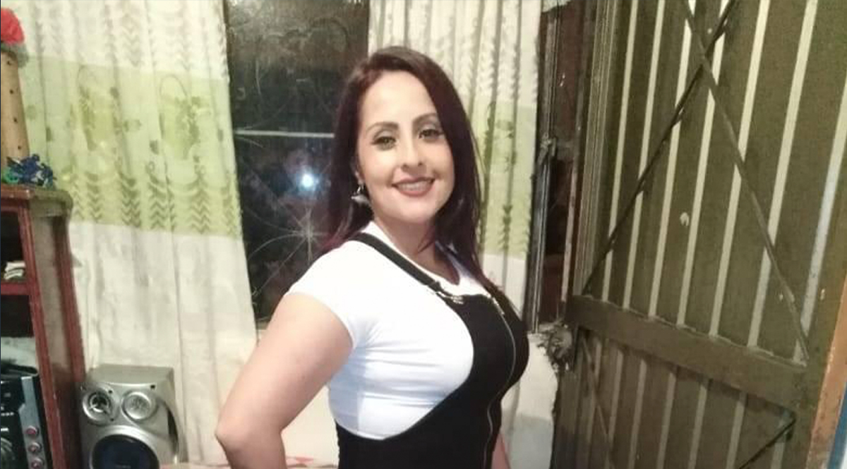 Doloroso asesinato de Johanna en Ciudad Bolívar La lista de mujeres asesinadas sigue creciendo espantosamente en la capital y sus alrededores. Luego de que el jueves fueran asesinadas dos mujeres en un solo día (Leilly Deyanira, en el centro de Bogotá; y Ana Lucía Rey, en Gachancipá), ahora en Ciudad Bolívar lloran a Johanna Aguilar Castellanos.