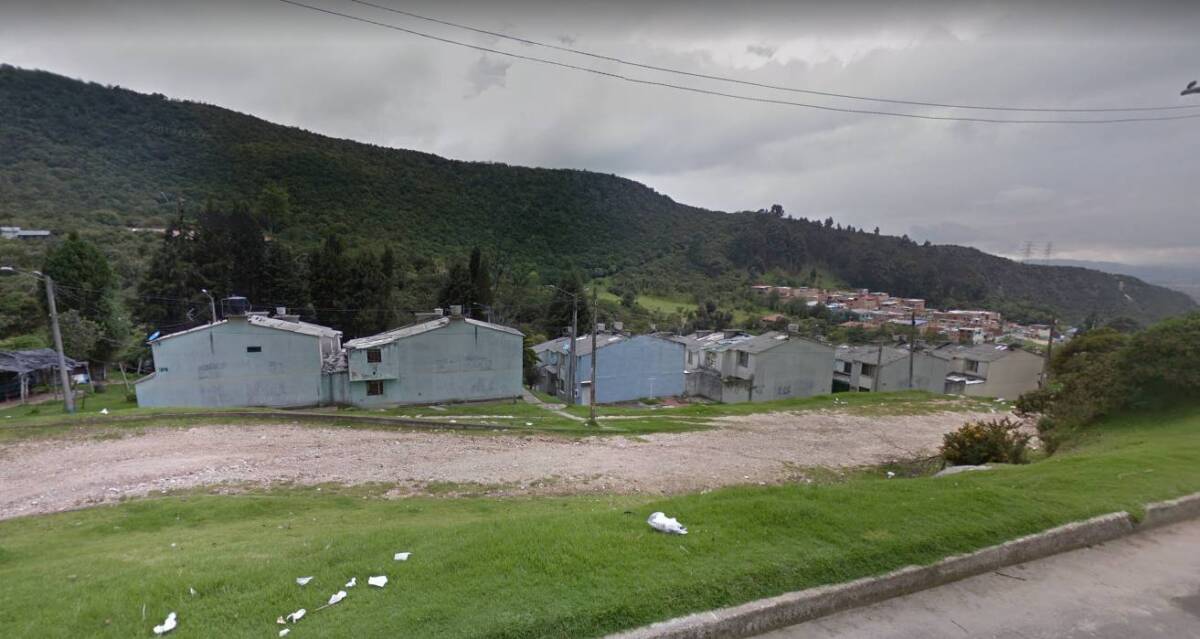 En ataque sicarial acabaron con Camilo en San Cristóbal Cerca de las 7 de la noche del martes pasado se presentó un nuevo hecho de sicariato que terminó con la vida de un joven de 20 años. Aunque el joven alcanzó a ser trasladado a un centro hospitalario, falleció producto de la fatal herida que recibió en la cabeza con un arma de fuego.