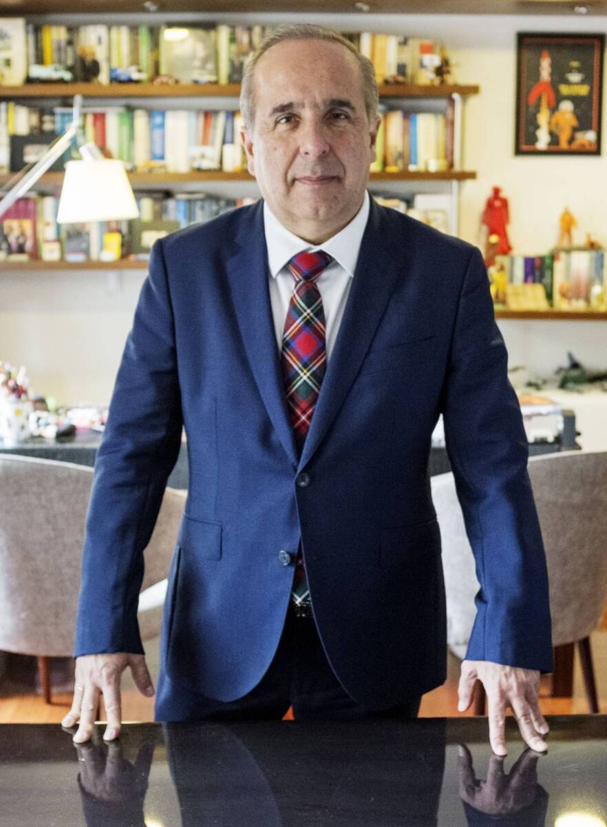 Los nuevos ministros designados por el mandatario 2 Los nuevos ministros designados por el mandatario El presidente electo, Gustavo Petro anunció dos ministros más que harán parte de su administración.