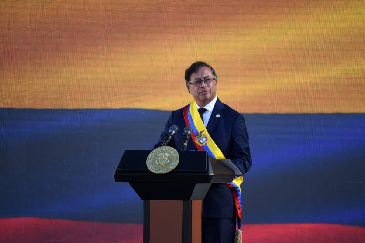 Gustavo Petro: "Hoy empieza nuestra segunda oportunidad" 8 Gustavo Petro: "Hoy empieza nuestra segunda oportunidad" El presidente de la República, Gustavo Petro Urrego, aseguró en su primer discurso como Jefe de Estado que “hoy empieza nuestra segunda oportunidad”, que “hoy empieza la Colombia de lo posible”.