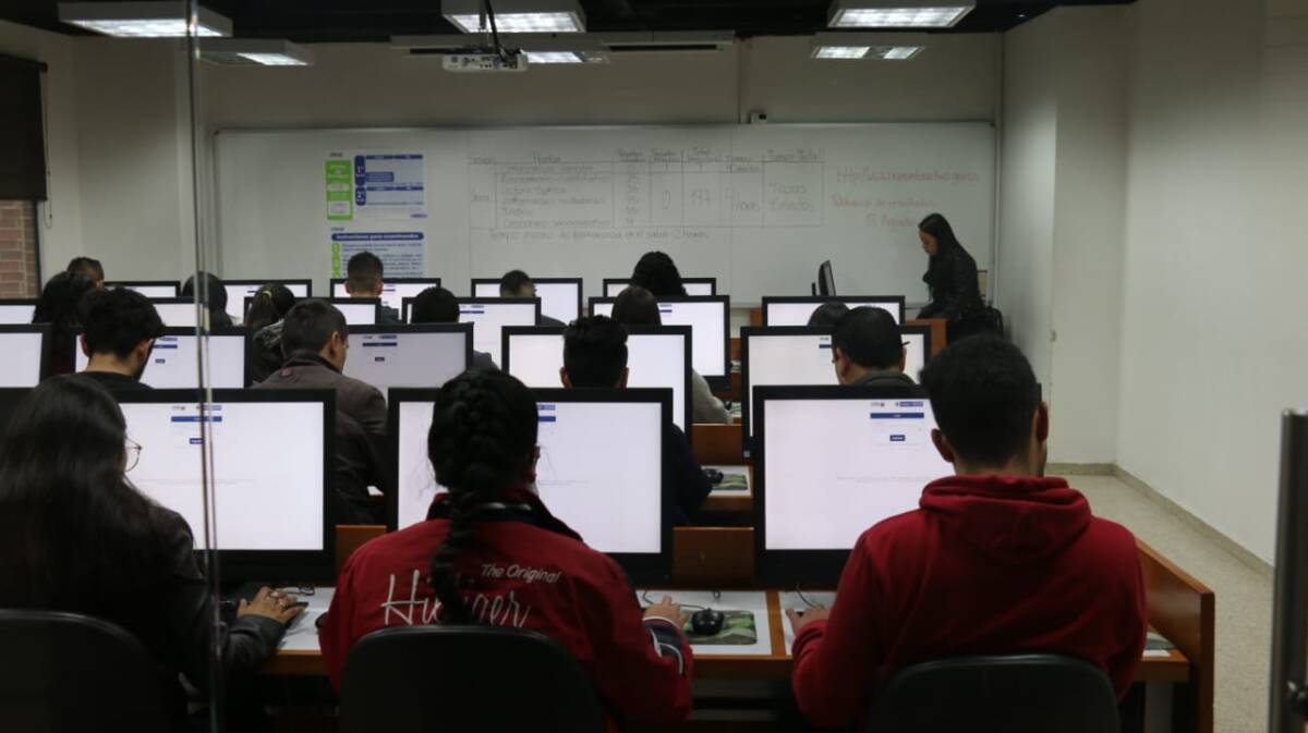 Inscripciones abiertas a ‘Evaluar para avanzar’ 1 Inscripciones abiertas a ‘Evaluar para avanzar’ Los colegios del país podrán contar de nuevo con una serie de herramientas que mejorarán los procesos de enseñanza y fortalecerán las competencias de los jóvenes desde 3° hasta 11° en todo el país, luego de anunciarse por parte del Icfes las inscripciones para participar de la estrategia ‘Evaluar para avanzar’, y que beneficiarán tanto a jóvenes como maestros en las instituciones educativas del país.