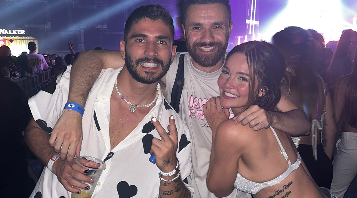 EN VIDEO: Las palabras que le dedicó Juan Duque a Lina Tejeiro en pleno concierto La actriz Lina Tejeiro por medio de sus redes sociales no ha dudado en compartir lo feliz que está con su nueva relación amorosa con el cantante Juan Duque.