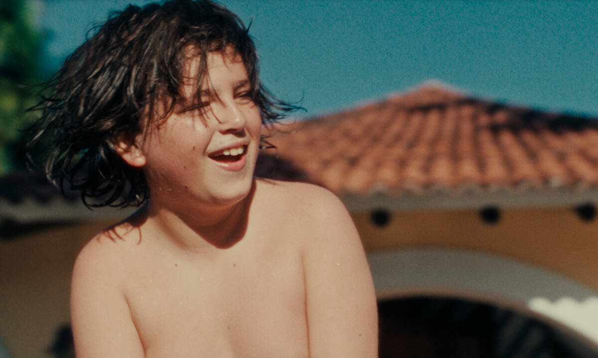 Película colombiana será estrenada en el Festival de Cine de Toronto 1 Película colombiana será estrenada en el Festival de Cine de Toronto Dentro de la programación de la edición número 47 del Festival de Cine de Toronto (TIFF), el más importante y prestigioso de América, el cortometraje colombiano ‘Todo incluido’, del director Duván Duque Vargas y producido por Franco Lolli (‘Gente de bien’, ‘Litigante’) competirá en la sección oficial Short Cuts, dedicada a lo mejor del cortometraje mundial.