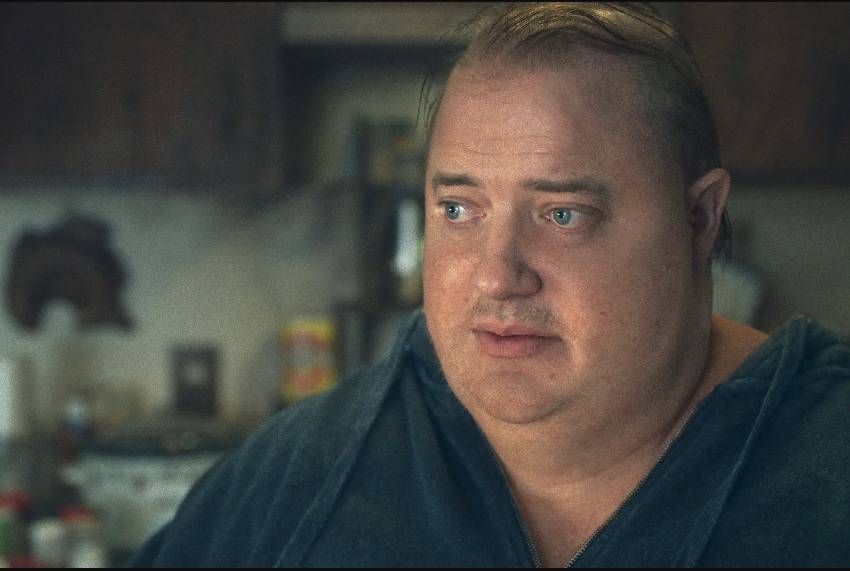 Irreconocible: Pesando casi 300 kilos, Brendan Fraser vuelve a la pantalla grande 1 Irreconocible: Pesando casi 300 kilos, Brendan Fraser vuelve a la pantalla grande Pesando casi 300 kilos y con una apariencia casi irreconocible, el popular actor Brendan Fraser, recordado por sus papeles en 'George de la Selva' o 'La Momia', volverá a aparecer en la pantalla grande.