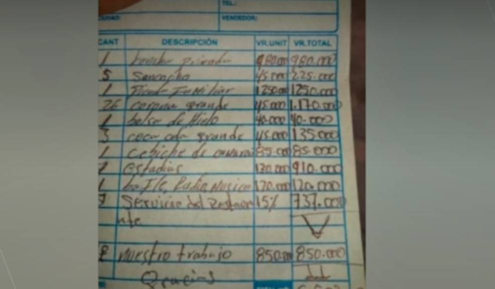 Les cobraron $6,5 millones por un almuerzo a turistas en Cartagena 1 Les cobraron $6,5 millones por un almuerzo a turistas en Cartagena Una familia mexicana tuvo que pagar $6'502.000 por un almuerzo en Playa Blanca. Los turistas se fueron sin poder denunciar el abusivo hecho porque el CAI no estaba funcionando.