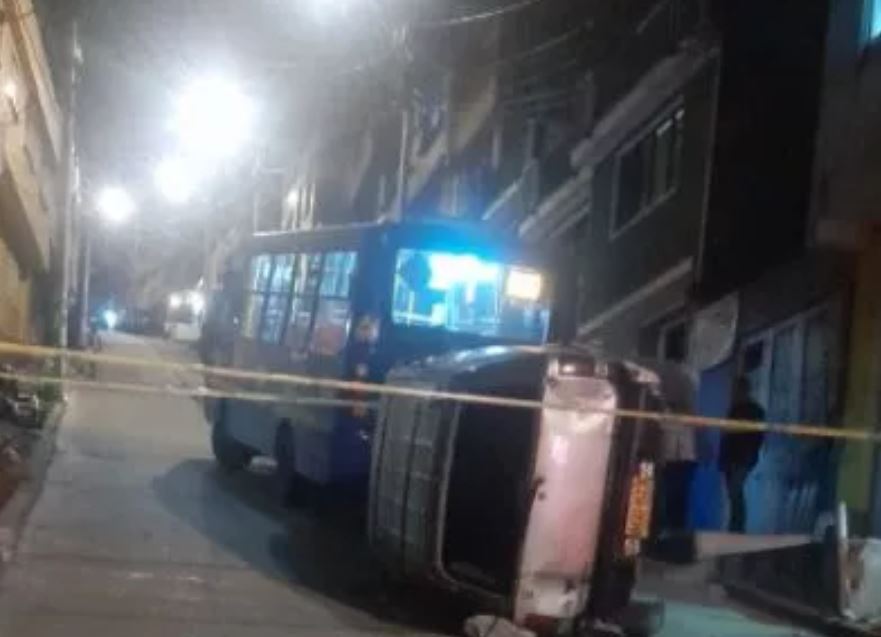 Grave accidente de tránsito en Suba tiene a una menor en estado delicado 1 Grave accidente de tránsito en Suba tiene a una menor en estado delicado En horas de la noche de este domingo se presentó un grave accidente de tránsito en la localidad de Suba, que dejó a dos menores de edad y dos adultos lesionados. Una de las menores se encuentra en delicado estado de salud en un centro de salud del sector.