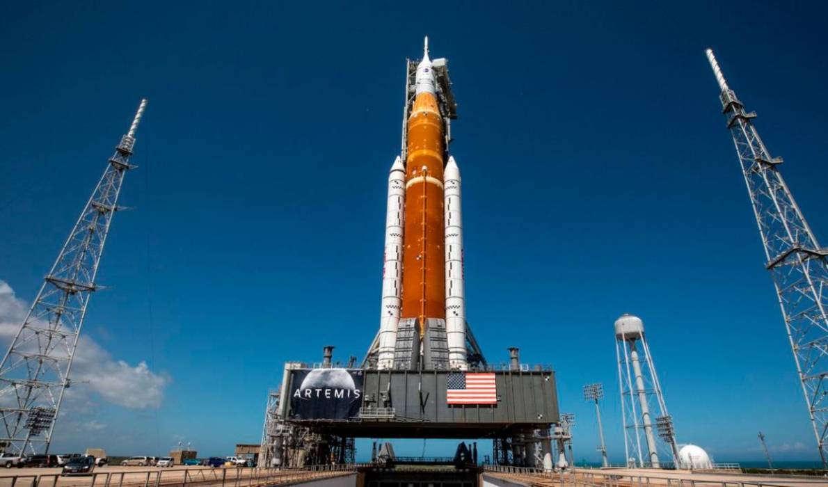 Vuelven a cancelar el lanzamiento del Artemis I por una fuga de combustible 9 Vuelven a cancelar el lanzamiento del Artemis I por una fuga de combustible La agencia espacial de Estados Unidos, la NASA, ha anunciado este sábado la suspensión del lanzamiento de la misión espacial no tripulada a la Luna Artemis I debido a una fuga de combustible. Es la segunda vez que se cancela el lanzamiento tras registrar problemas en un motor el pasado lunes.