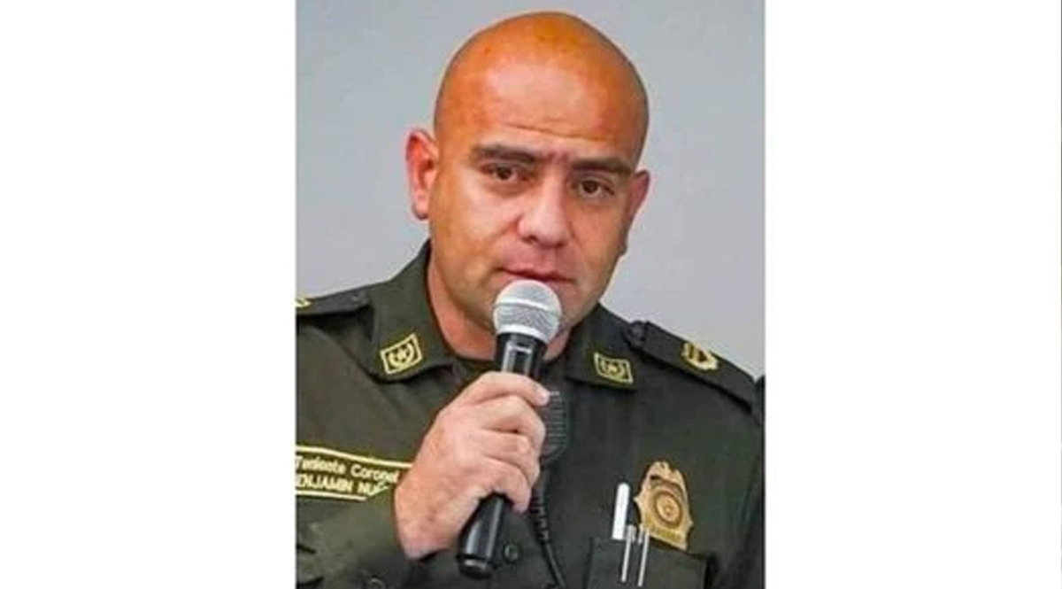 Revelan aterrador audio sobre el crimen de los jóvenes de Chochó La Fiscalía General de la Nación reveló un audio en el que se escucha a un presunto miembro de la Policía ordenar disparar a los tres jóvenes en Chochó, corregimiento del municipio de Sincelejo.