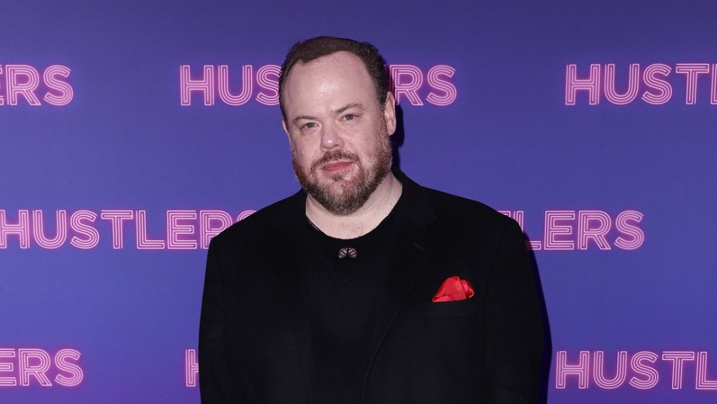 Actor de la película 'Mi pobre angelito' es investigado por abuso sexual 2 Actor de la película 'Mi pobre angelito' es investigado por abuso sexual El actor Devin Ratray, conocido por interpretar al hermano mayor de Kevin en la película ‘Mi pobre angelito’, se encuentra bajo investigación en Nueva York por haber presuntamente abusado sexualmente de una amiga en el 2017.