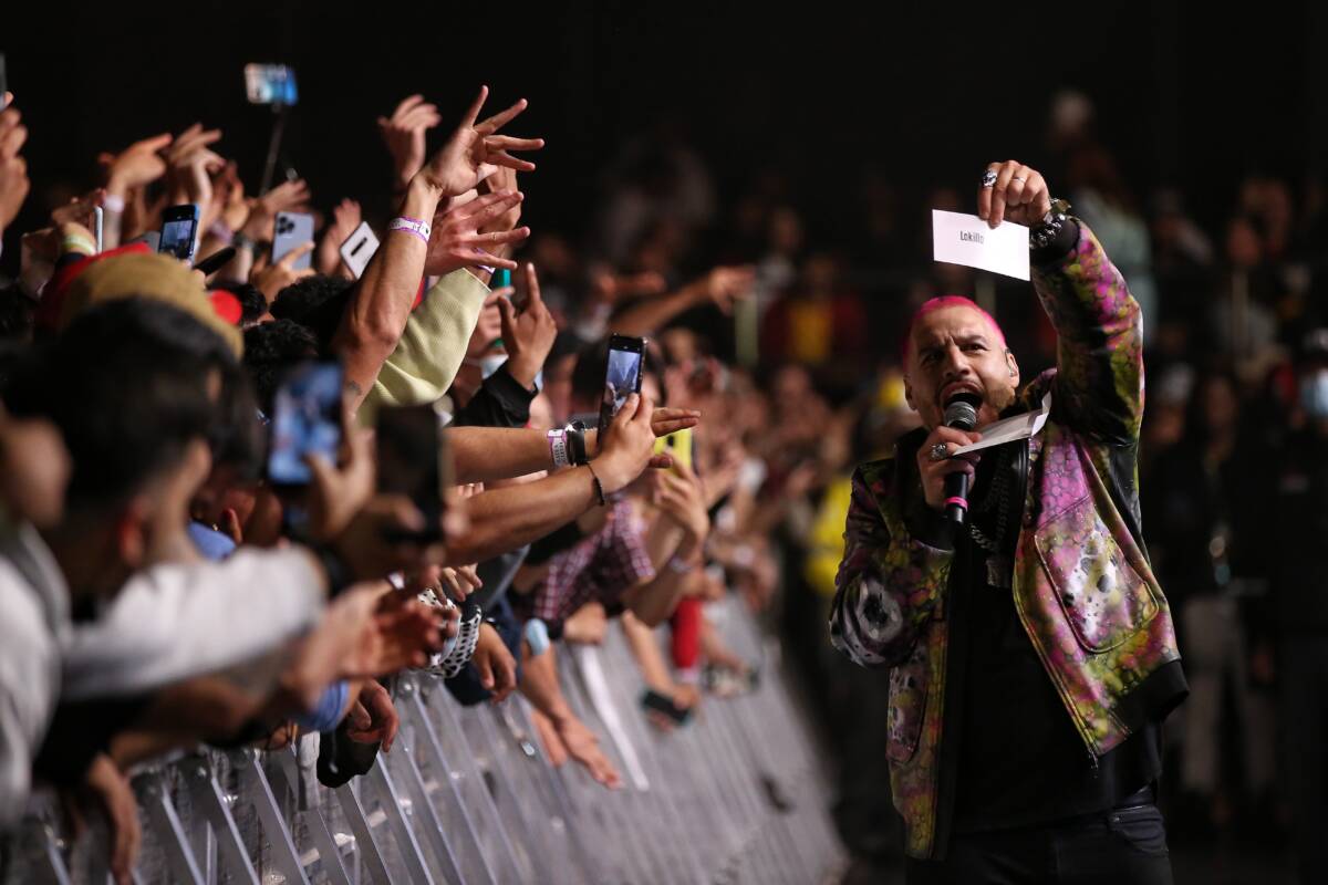 Así Hip Hop al Parque celebra sus 25 años 1 Así Hip Hop al Parque celebra sus 25 años 'Fénix, del sur pa'l mundo' es el nombre del disco que, a lo largo del segundo semestre de 2022, dará continuidad a la celebración de los 25 años de Hip Hop al Parque, el Festival al Parque del Instituto Distrital de las Artes que reunió a más de 120.000 personas en el Parque Metropolitano Simón Bolívar a inicios del pasado mes de julio.