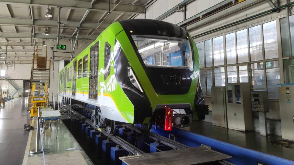 Licitación para segunda línea del metro de Bogotá se abrirá en 2023 Esta semana el Metro de Bogotá estuvo en el ojo público, pues el consorcio chino encargado de la obra no habría logrado el cierre financiero en los tiempos previstos, hoy vuelve a ser noticia con el anuncio de Claudia López de que el próximo año se abrirá la licitación para la segunda línea.