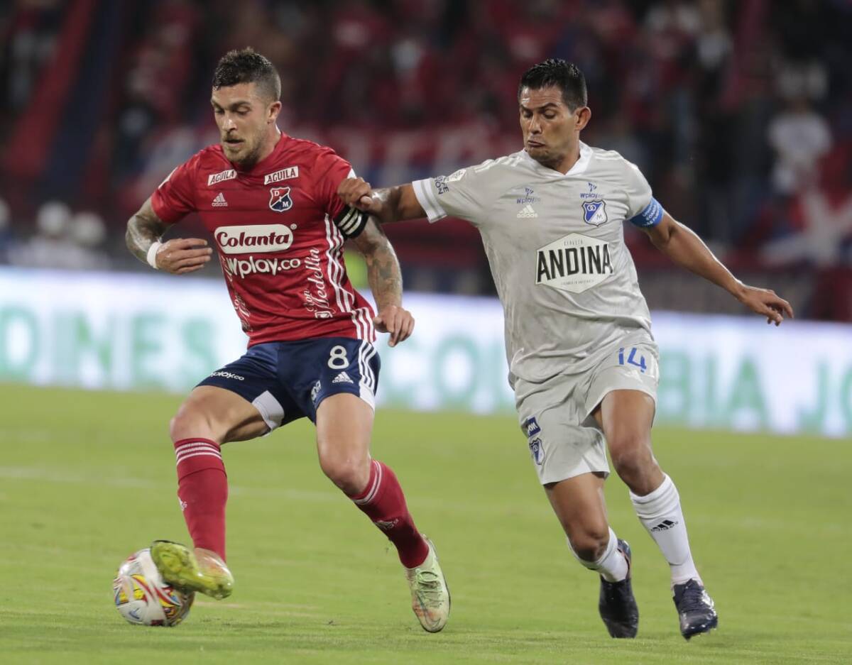 Millos venció al DIM y quedó a un paso de la final de Copa El estadio Atanasio Girardot de Medellín fue escenario anoche de un partidazo. Millonarios logró un triunfazo, en la ida de la semifinal de la Copa Colombia, al imponerse 0-2 sobre el Deportivo Independiente Medellín. El encuentro deportivo que fue arbitrado por Éder Enrique Vergara.