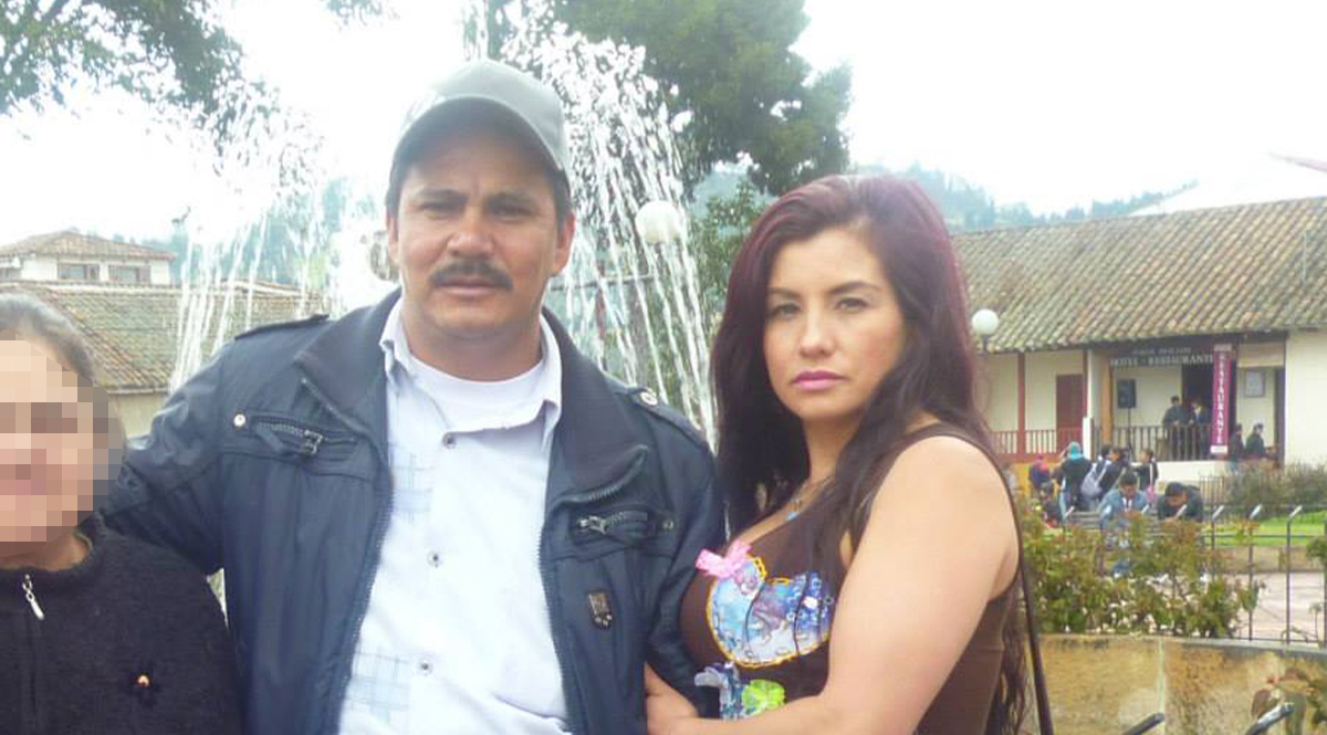 Se conocen detalles de la riña a bala de esposos en Suba Un aire de conmoción y tristeza soplaba ayer por una cuadra comercial del barrio San Carlos Tibabuyes, en la localidad de Suba, en reacción a la muerte violenta de un reconocido vecino y comerciante, cuya familia tiene una tienda al lado de la casa donde fue hallado muerto al lado de su pareja sentimental. Ella también se encontraba gravemente herida y sobrevivió a pesar de haber recibido un disparo en su cabeza.