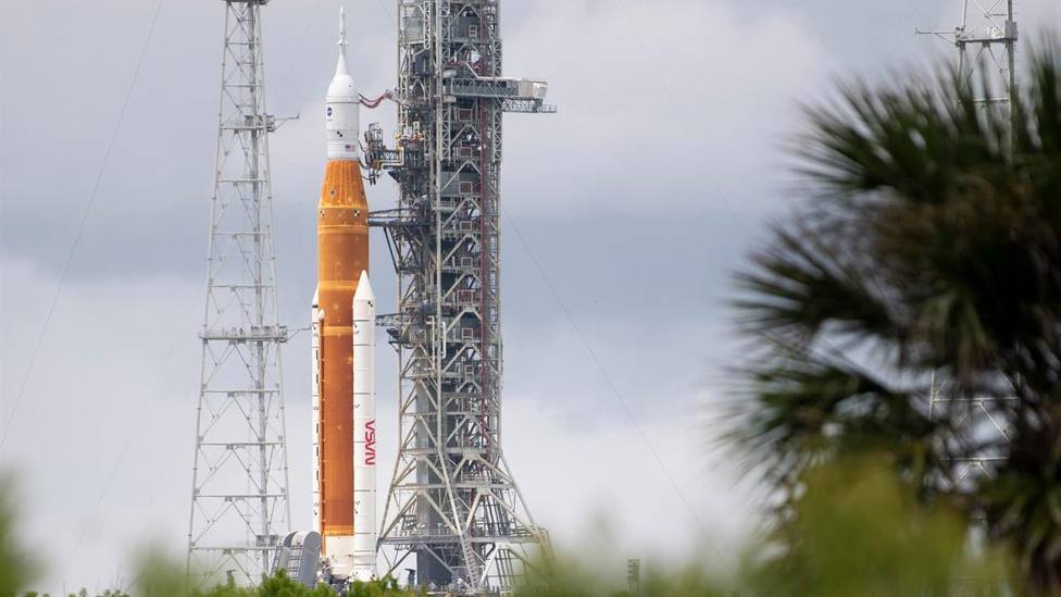 Vuelven a cancelar el lanzamiento del Artemis I por una fuga de combustible 1 Vuelven a cancelar el lanzamiento del Artemis I por una fuga de combustible La agencia espacial de Estados Unidos, la NASA, ha anunciado este sábado la suspensión del lanzamiento de la misión espacial no tripulada a la Luna Artemis I debido a una fuga de combustible. Es la segunda vez que se cancela el lanzamiento tras registrar problemas en un motor el pasado lunes.