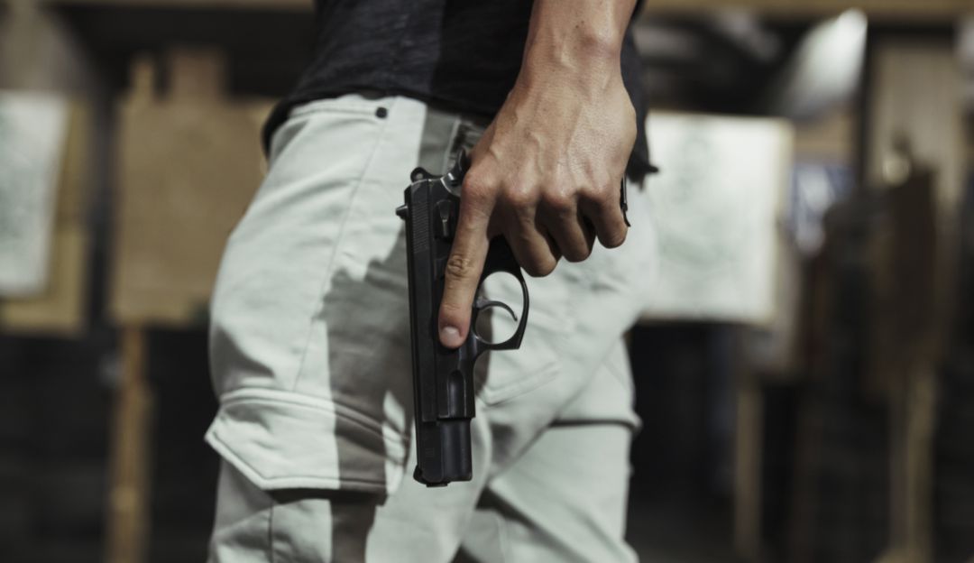 A bala asesinaron al hijo de desmovilizado de las Farc en Usme 1 A bala asesinaron al hijo de desmovilizado de las Farc en Usme En las últimas horas, se conoció que un joven de 23 años fue asesinado en la invasión Casaloma, ubicada en la localidad de Usme. Según se supo, el hoy occiso era el hijo de un desmovilizado de las Farc y en medio de una riña perdió la vida.