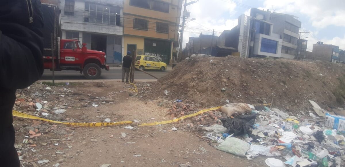 Familia pide esclarecer el homicidio de Jonathan en Suba 1 Familia pide esclarecer el homicidio de Jonathan en Suba El pasado martes 27 de septiembre, Q’HUBO publicó una nota que daba cuenta del terrible homicidio de un hombre en inmediaciones de los barrios La Gaitana y Villa María, en la localidad de Suba.