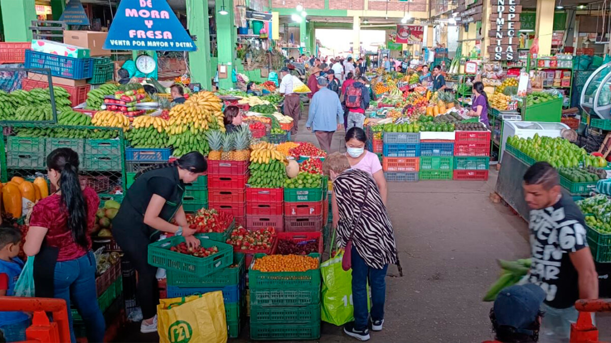 Los sabores de la plaza Corazón de Fusagasugá las plazas de mercado, sin duda, son una fuente de productos campesinos de muy buena calidad, pero no solo Bogotá es el principal referente. También Q’HUBO llegó a Cundinamarca, donde la magia y el sabor se concentra en la plaza de mercado Corazón de Fusagasugá.