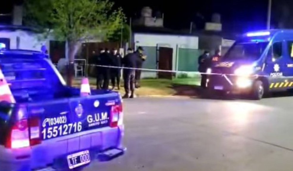 Atroz crimen: adolescente le confesó a su mamá el asesinato de su hermano "Mamá, lo maté", fueron las escalofriantes palabras de una adolescente de 13 años, quien estaba bajo tratamiento psiquiátrico y asesinó a sangre fría a su hermanito de 5 años.