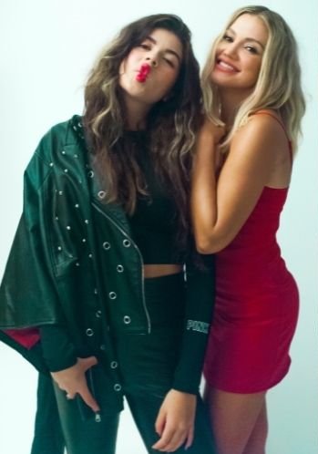 ENTREVISTA: Fanny Lu ahora derrama ‘lágrimas de amor’ Como el ave Fénix, el corazón de Fanny Lu resurgió de las cenizas después de descubrir que su esposo la estaba engañando con su gran amiga. Una vez sanó ese amargo episodio, volvió a creer en el amor hace siete años y está próxima a llegar nuevamente al altar con el empresario peruano Mario Brescia.&nbsp;