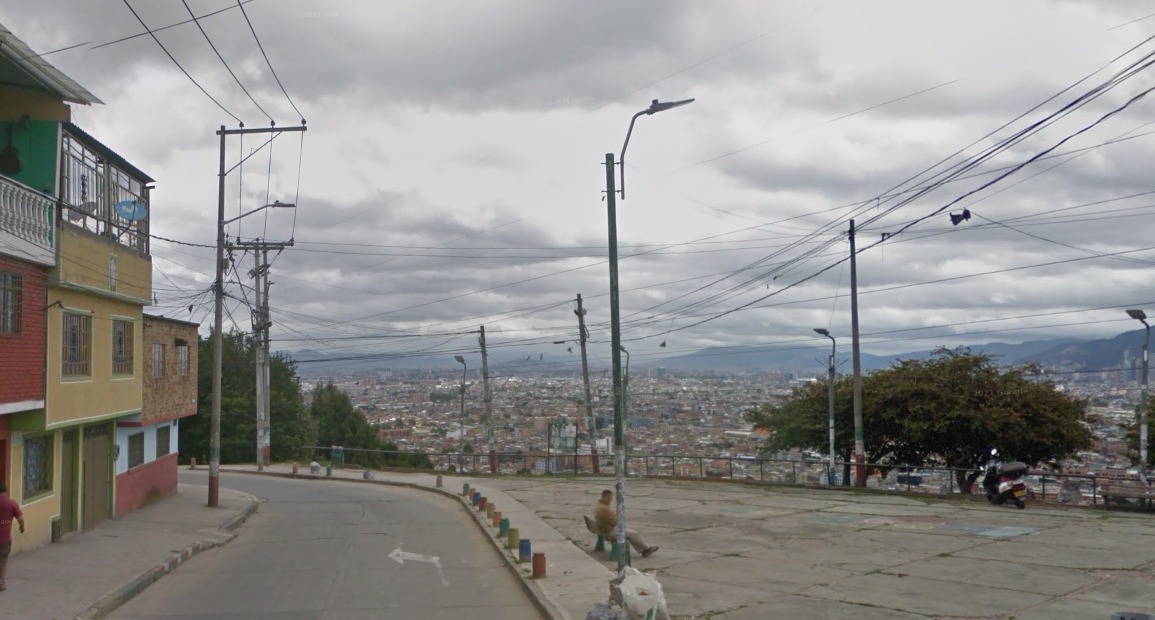 Asesinaron a Juan Carlos frente a sus compadres en San Cristóbal Un grupo de amigos de toda la vida se encontraban en inmediaciones de una zona conocida como Altamira Chiquita, en la localidad de San Cristóbal, disfrutando de la noche calmada que transcurría el sábado. El rastro de violencia, sin embargo, llegó con una bala que le alojaron en la espalda a Juan Carlos Arboleda Aaraújo, de 31 años.