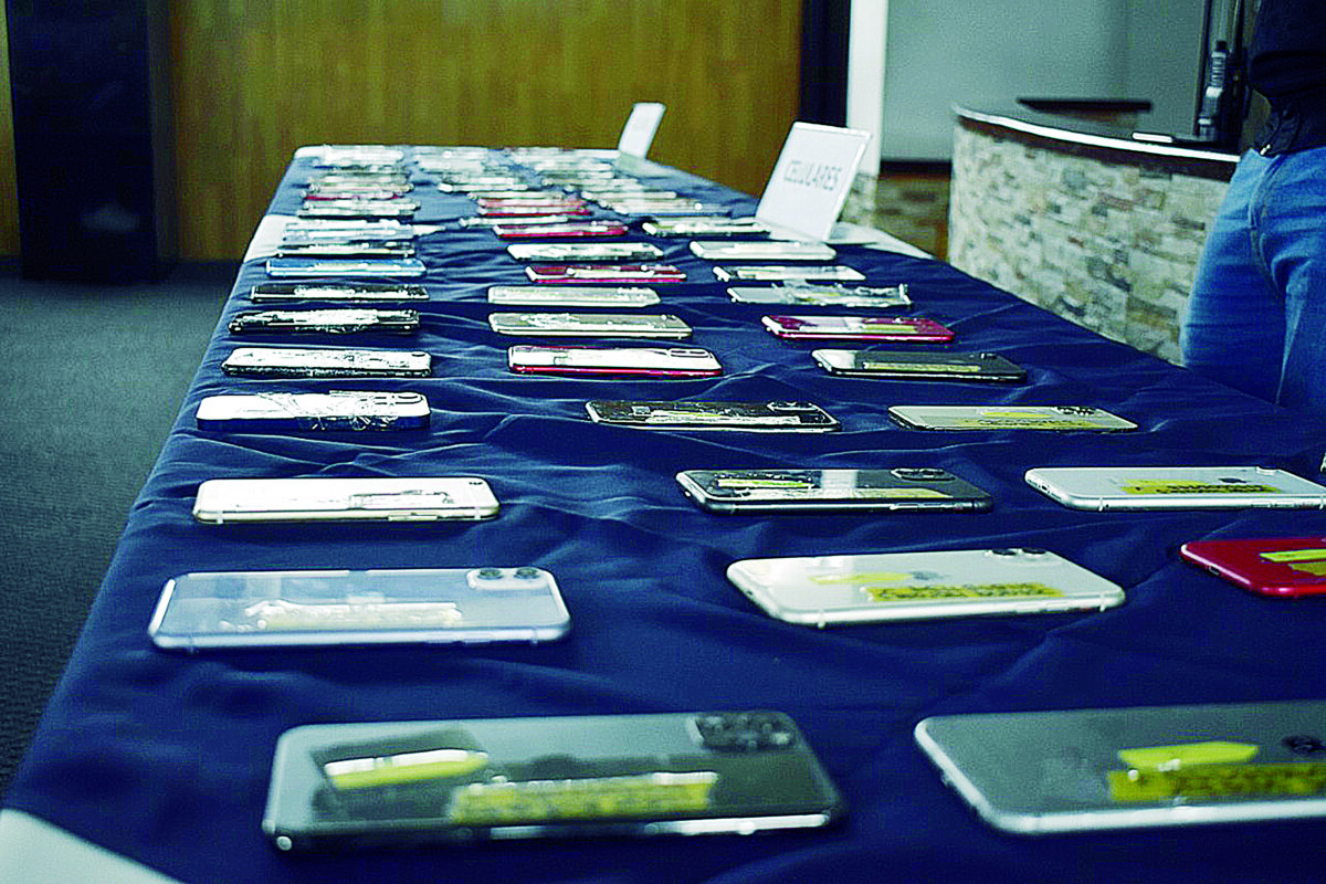 Cayeron lo 5 integrantes de 'El Combo' Siguiendo el proceso de dichas denuncias los agentes de inteligencia lograron establecer que los integrantes de la banda eran conductores de transporte público quienes valiéndose de su condición y cercanía a la ciudadanía cometían los ilícitos a ciudadanos que concurrían zonas de rumba en el norte de la ciudad.