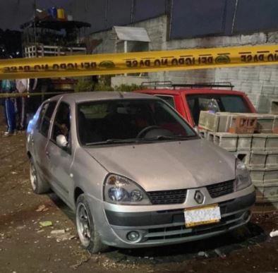 Encuentran carro relacionado con los cuerpos desmembrados en Bogotá 1 Encuentran carro relacionado con los cuerpos desmembrados en Bogotá Los ciudadanos del barrio Bosque Calderón, de la localidad de Chapinero, fueron quienes alertaron las autoridades de este carro, pues estaba parqueado y parecía ser sospechoso.